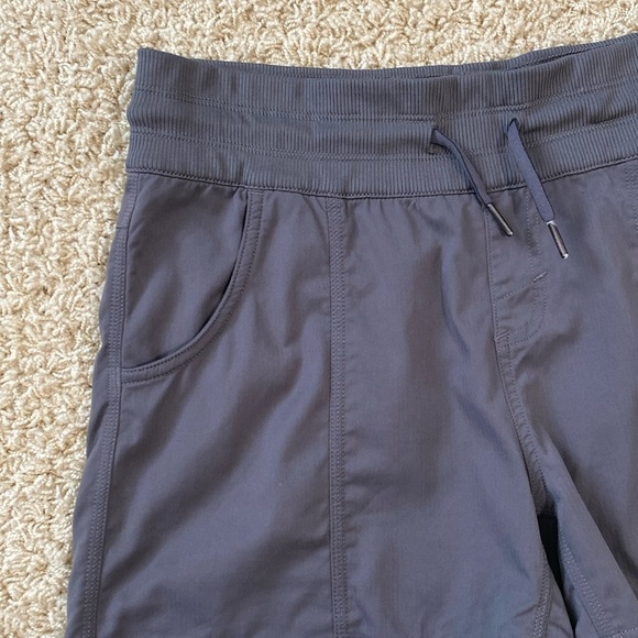The North Face | Women's Shorts - Picture 3 of 7